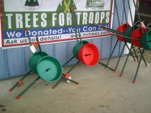 Pin style sale christmas tree stands